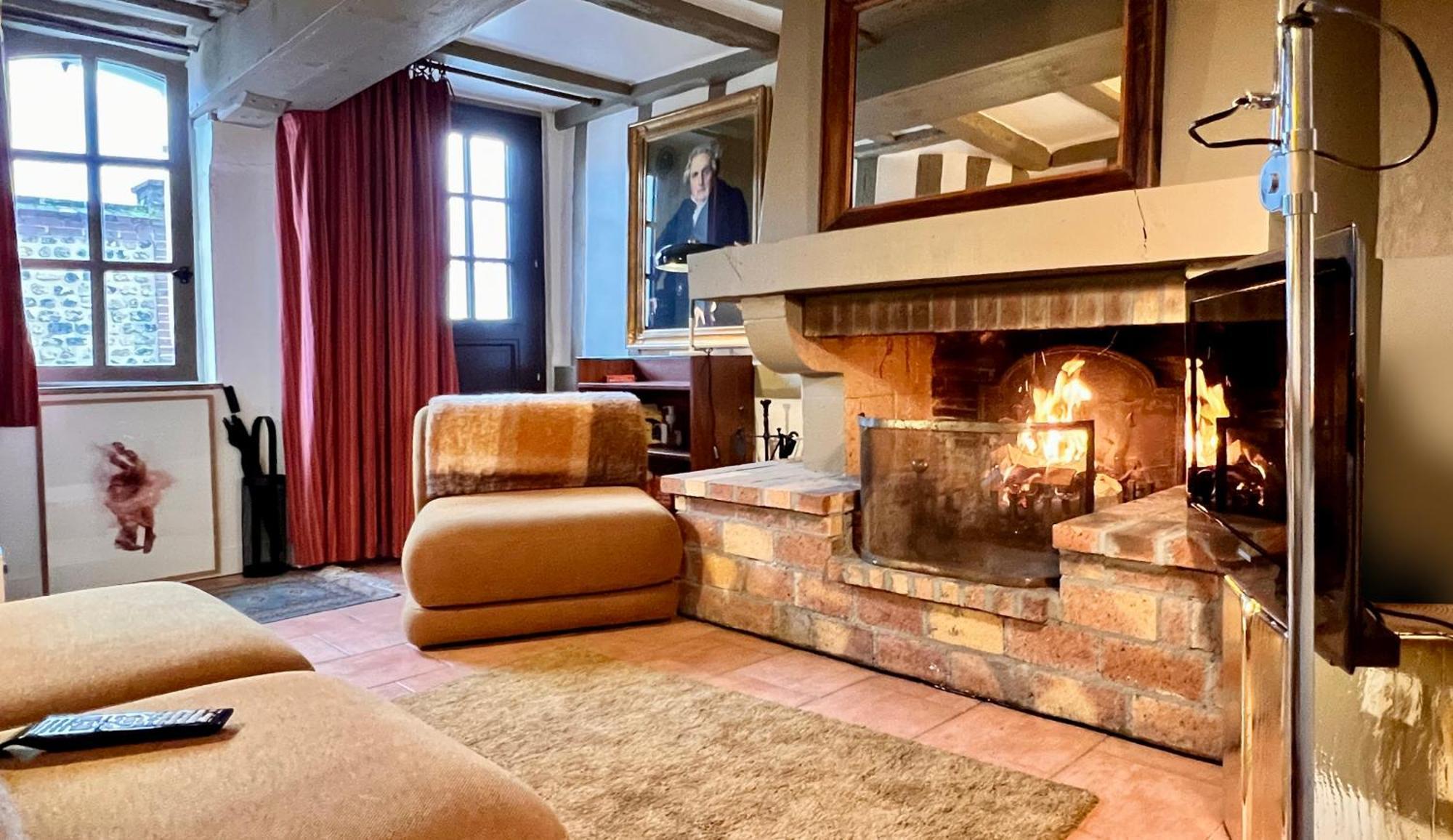La Maison Blanche Du 10Honfleur Luaran gambar