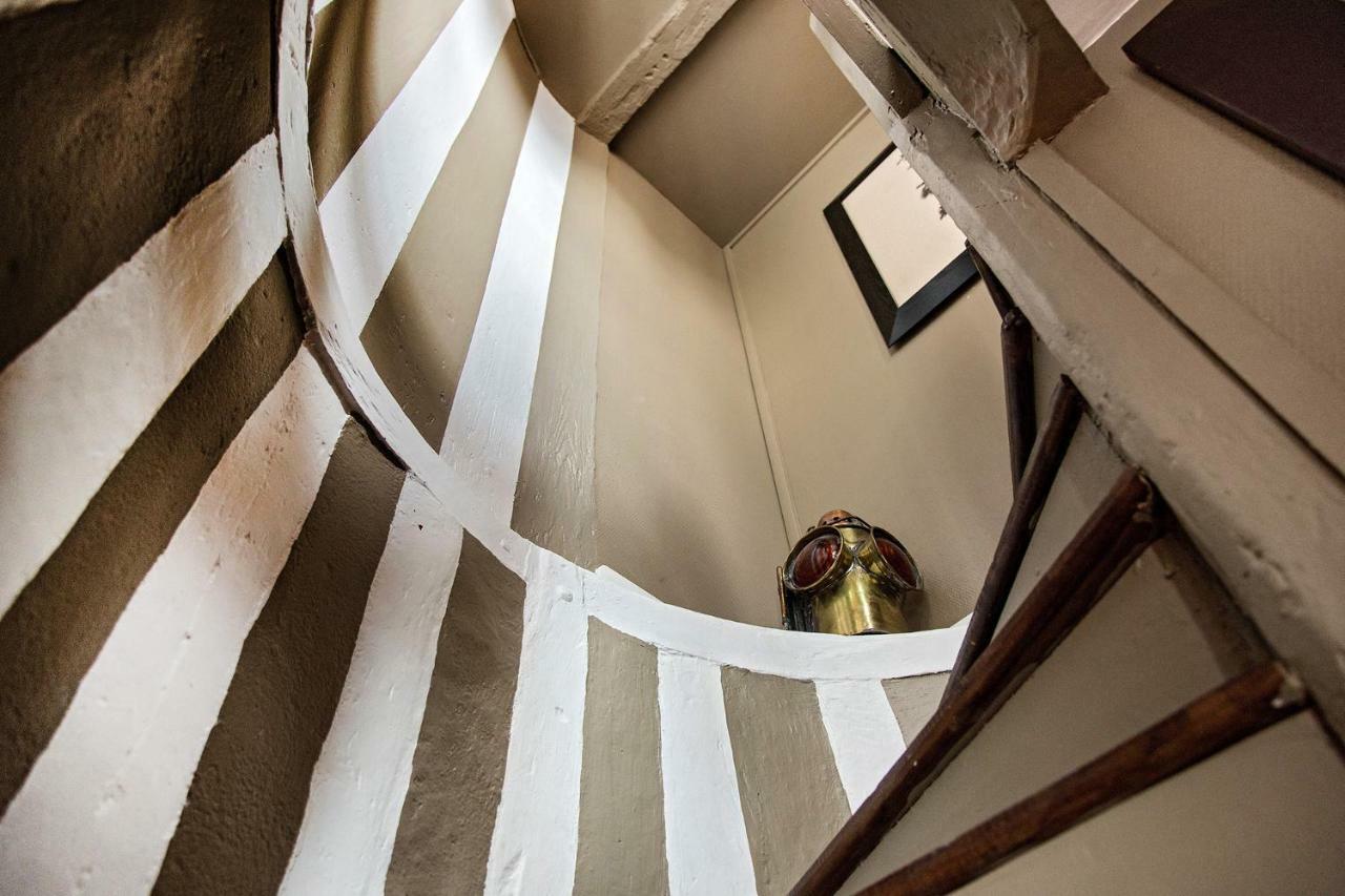 La Maison Blanche Du 10Honfleur Luaran gambar